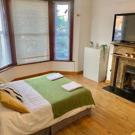 Balham, South London Spacious Guest House 1, 6 Rooms Available Екстер'єр фото
