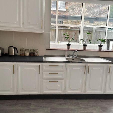 Balham, South London Spacious Guest House 1, 6 Rooms Available Екстер'єр фото