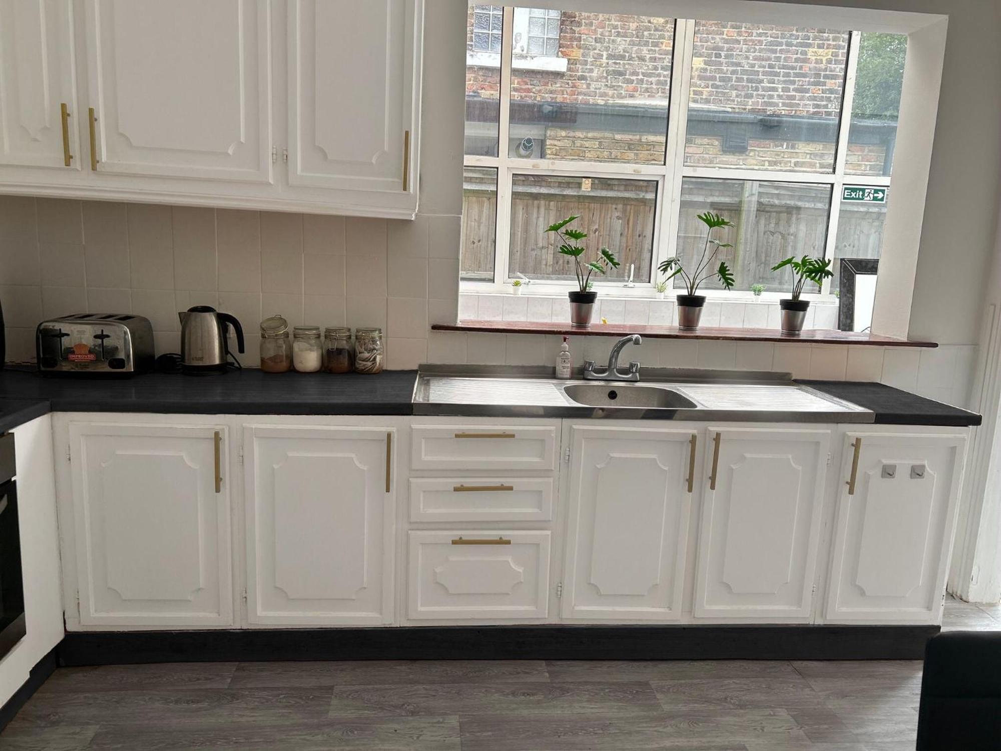 Balham, South London Spacious Guest House 1, 6 Rooms Available Екстер'єр фото